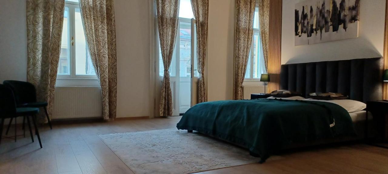 Entrez Apartment 3 - Historical Centre Košice Exteriör bild