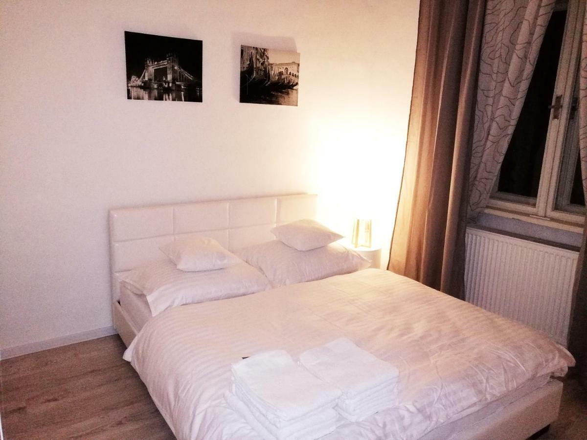 Entrez Apartment 3 - Historical Centre Košice Exteriör bild