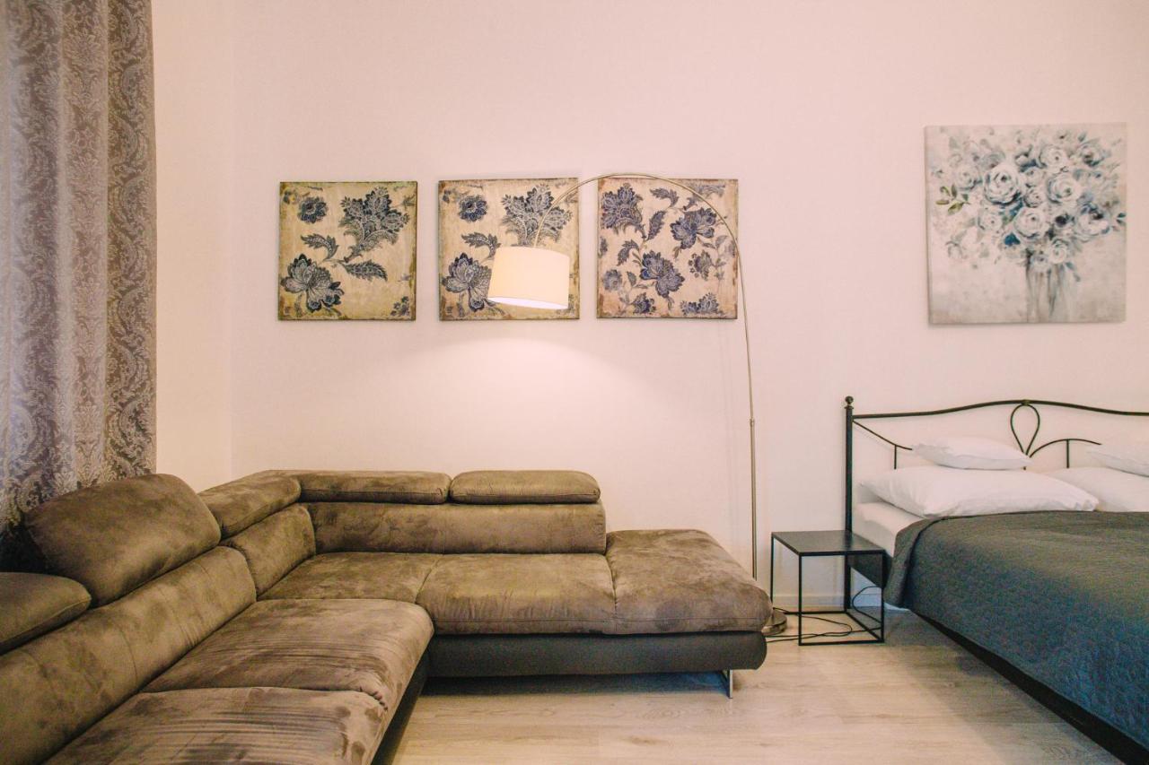 Entrez Apartment 3 - Historical Centre Košice Exteriör bild
